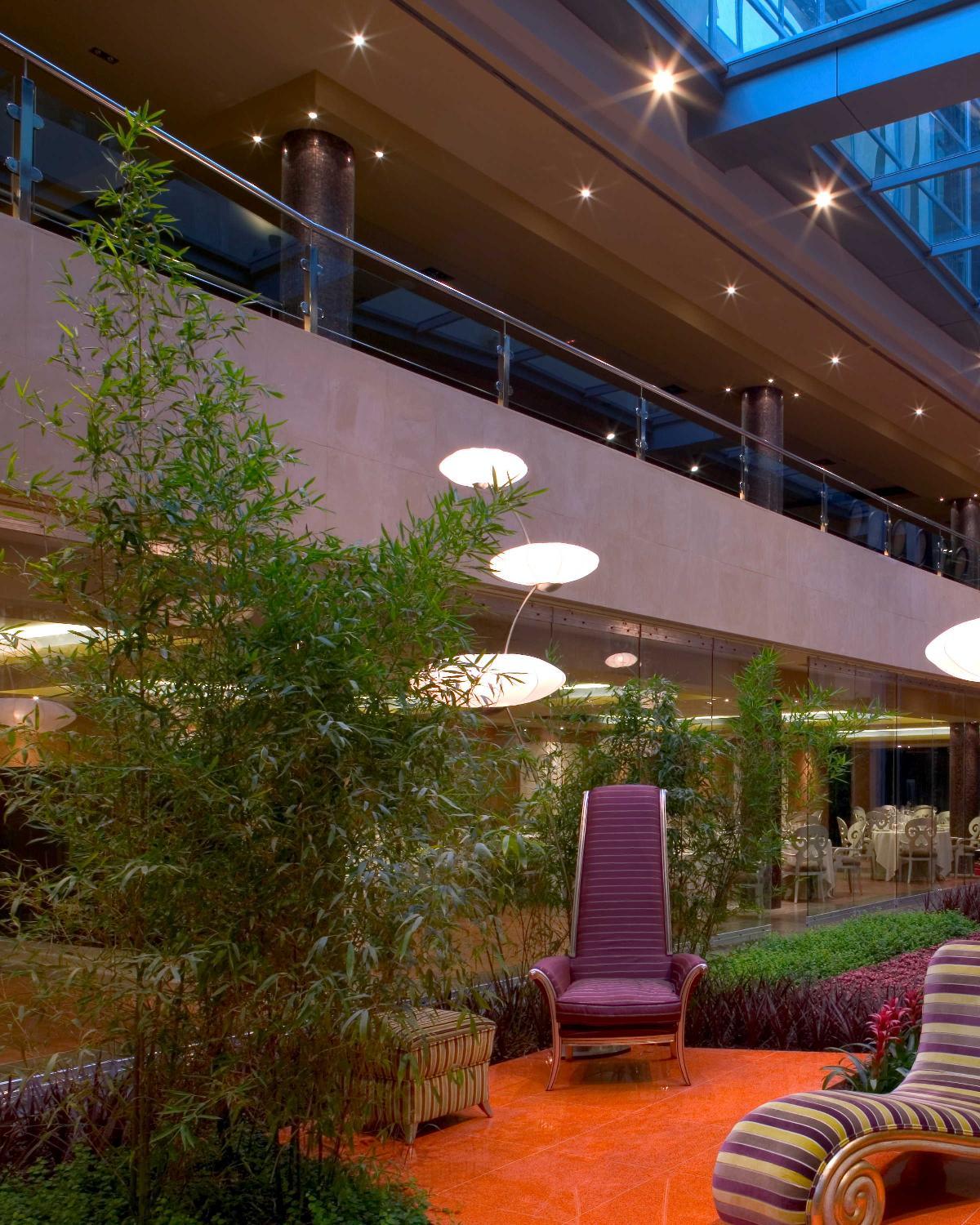 Oca Santo Domingo Plaza Hotel 4*
